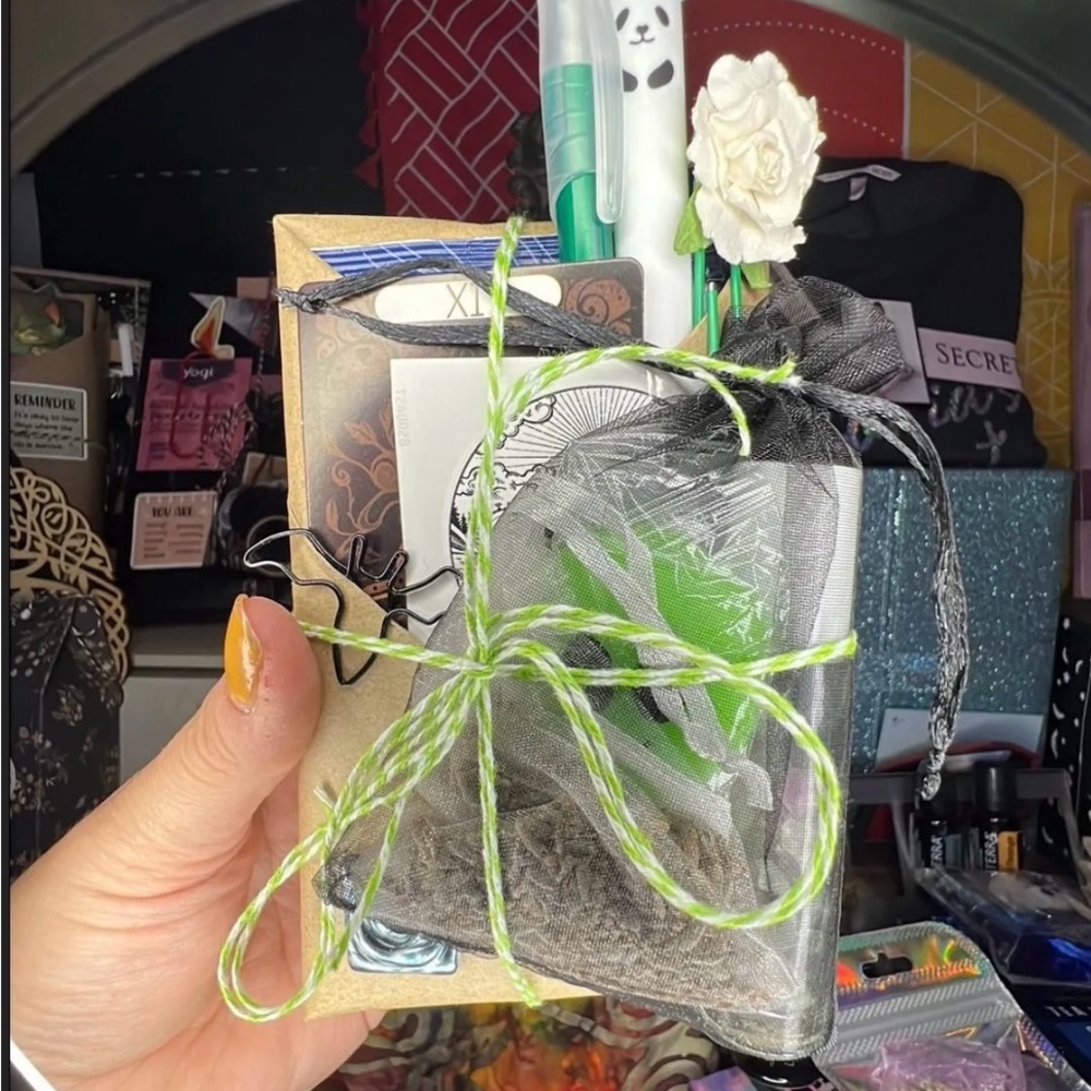 Blind Date with Tarot Cards